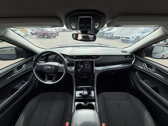 2021 Jeep Grand Cherokee L Laredo