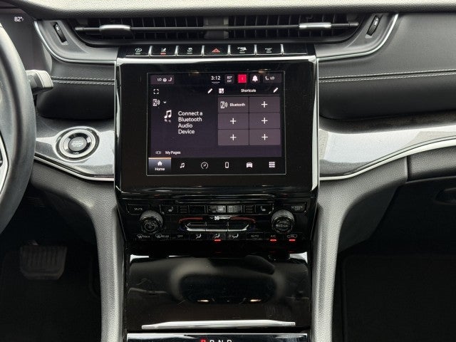 2021 Jeep Grand Cherokee L Laredo