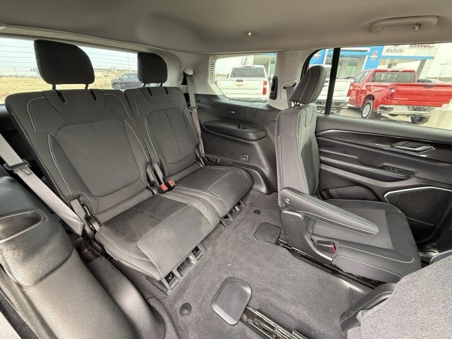 2021 Jeep Grand Cherokee L Laredo