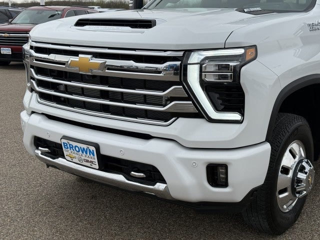 2026 Chevrolet Silverado 3500 HD High Country DRW
