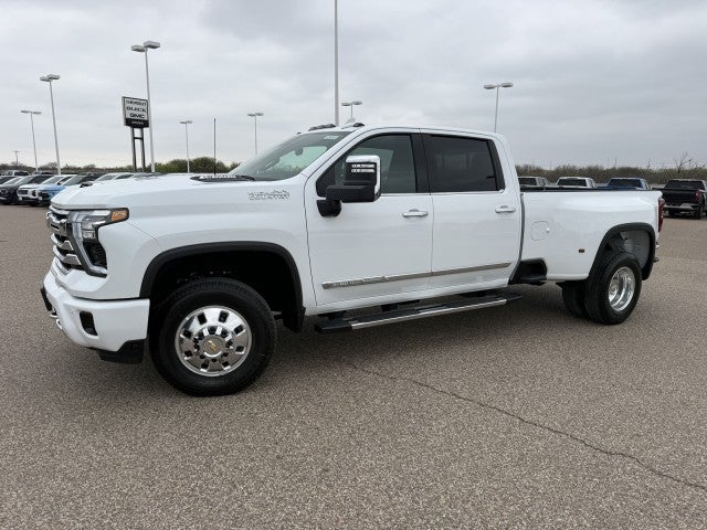 2026 Chevrolet Silverado 3500 HD High Country DRW