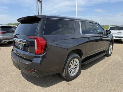 2023 GMC Yukon XL SLE