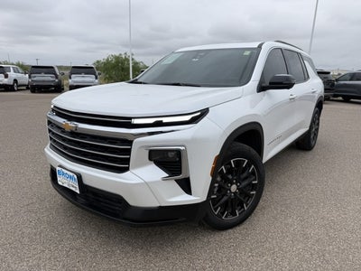 2025 Chevrolet Traverse LT