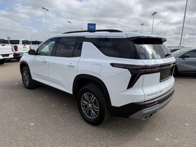 2025 Chevrolet Traverse LT