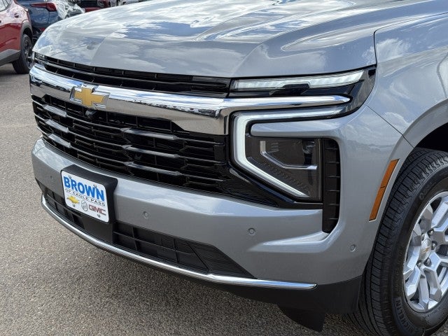 2027 Chevrolet Suburban LS