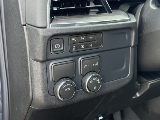 2027 Chevrolet Suburban LS