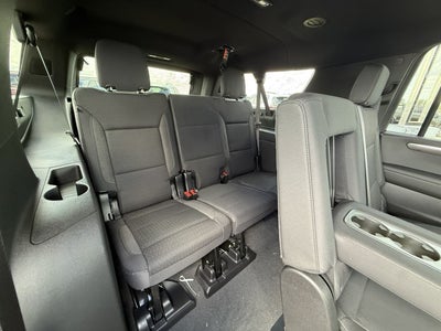 2027 Chevrolet Suburban LS