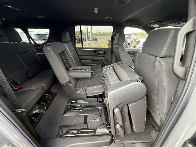 2027 Chevrolet Suburban LS
