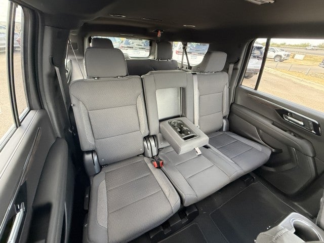 2027 Chevrolet Suburban LS