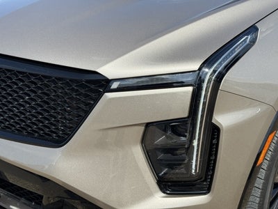 2024 Cadillac XT4 Sport