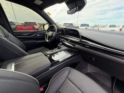 2024 Cadillac Escalade Sport