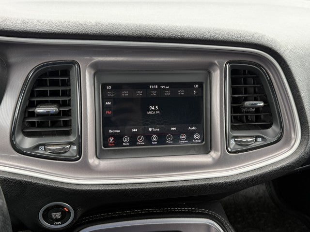 2022 Dodge Challenger SXT