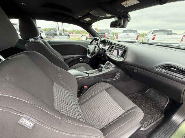 2022 Dodge Challenger SXT