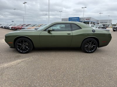 2022 Dodge Challenger SXT