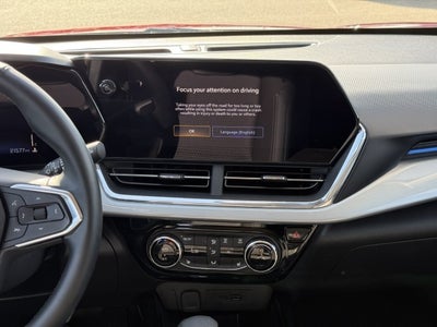 2025 Chevrolet Trax LT