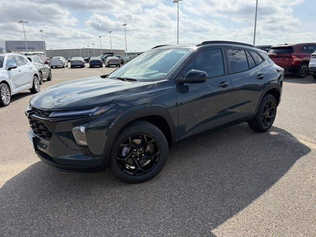 2026 Chevrolet Trax LT - Photo 2