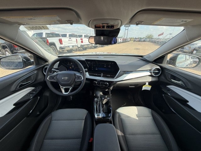 2026 Chevrolet Trax LT - Photo 30