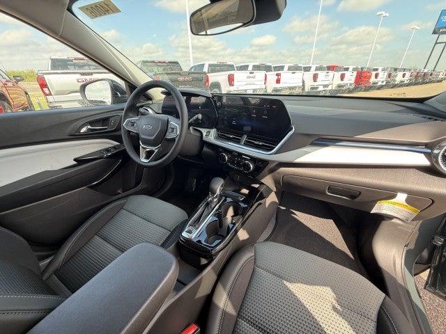 2026 Chevrolet Trax LT - Photo 37